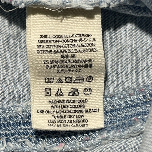 Free People Faded Denim Mini Skirt w/ 7 Snaps on Front Size 2 - Picture 4 of 7